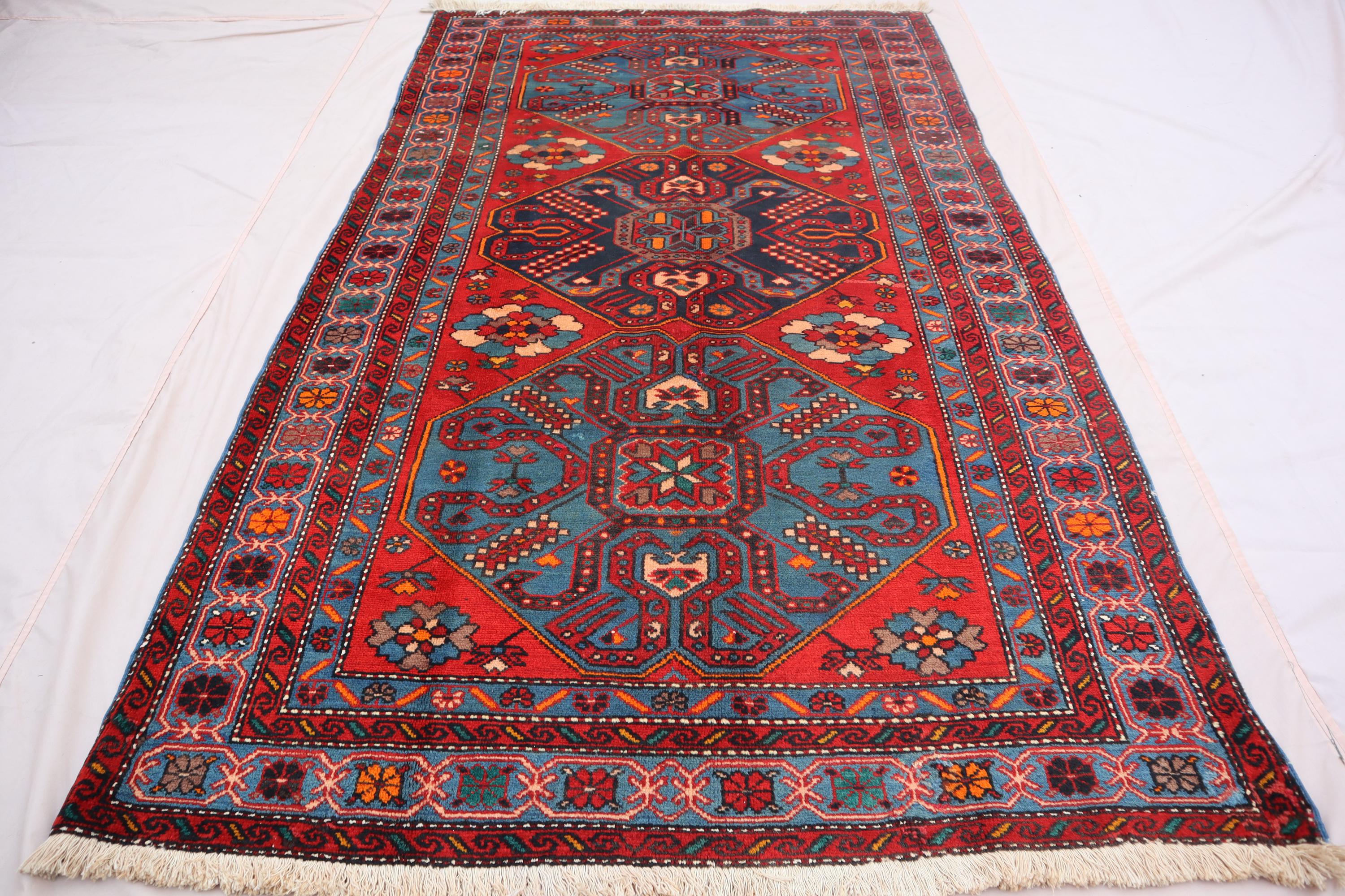 ヴィンテージ トルクメン ラグ 4x7: ハンドメイド ウール