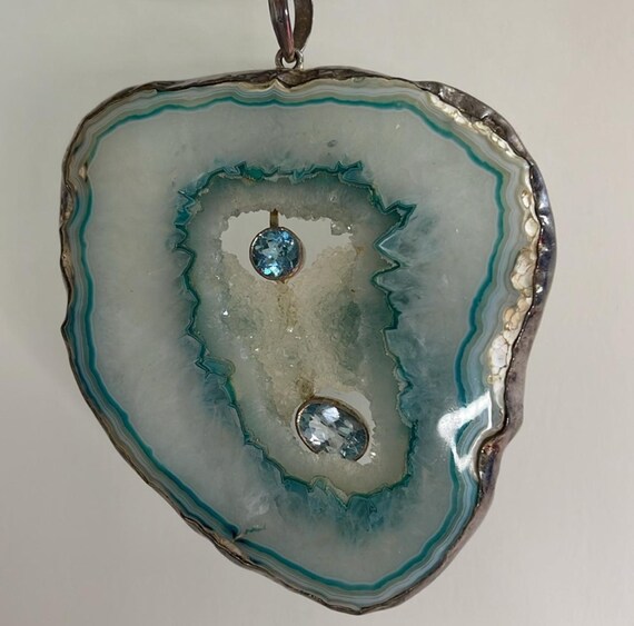 Vintage Metalsmiths Sterling Blue Agate Sterling Silver Pendant