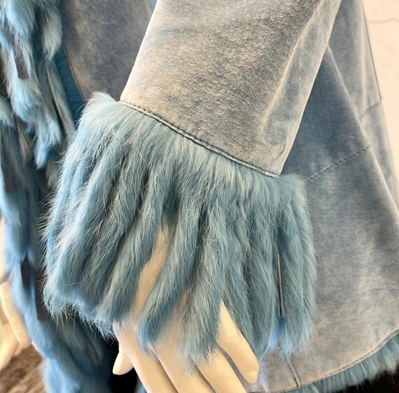 Pristine Ruby Chō Rabbit Fur Trim Suede Blue Jack… - image 4