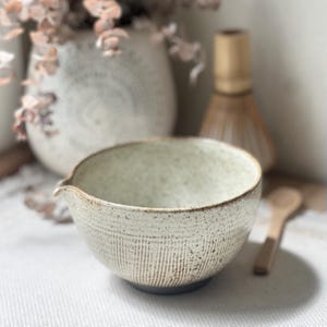 Handmade Matcha Bowl with Spout, Speckled Japanese Ceramic Chawan