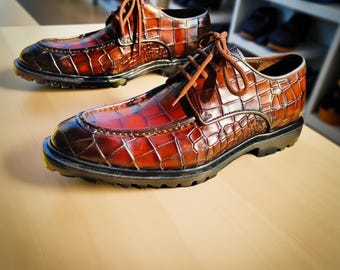 Handmade Crocodile Embossed Leather Derby Shoes: Men's Formal Dress Footwear
