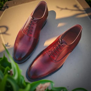 Handmade Leather Oxford Shoes: Cap Toe Formal Wedding Footwear