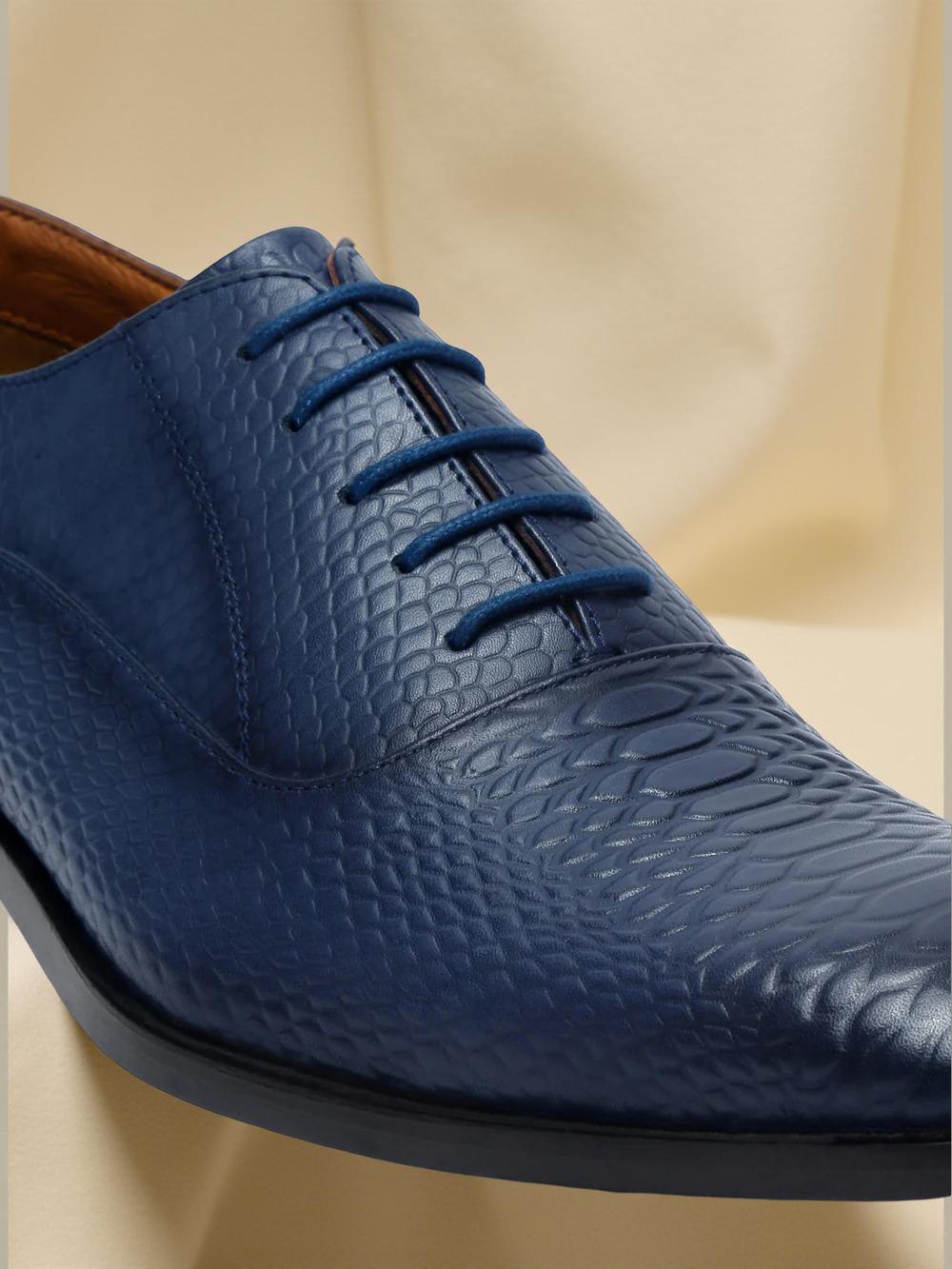 Handmade Blue Leather Oxford Shoes: Snake-textured Dress  display picture 2