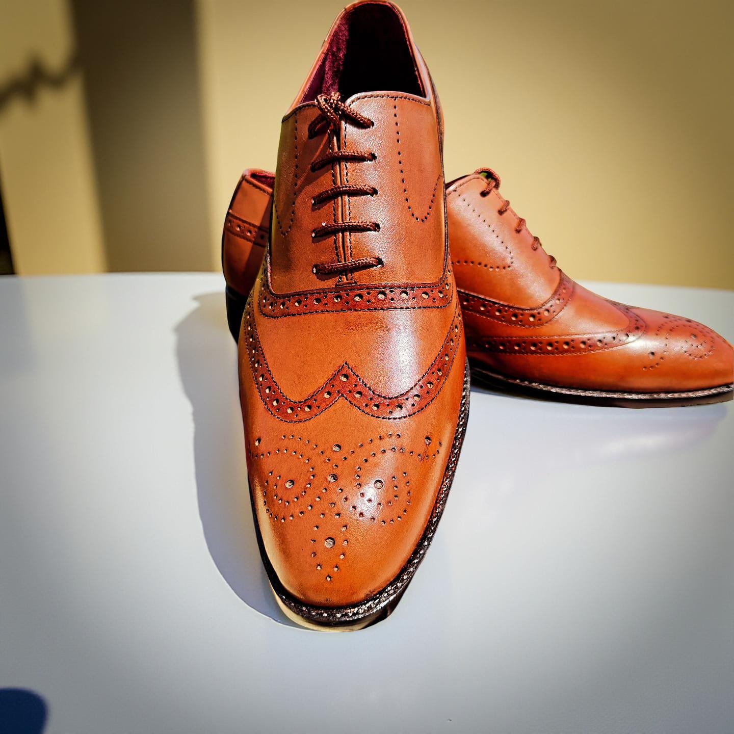 Elegant Tan Leather Wingtip Oxford Shoes - Classic Brogue‎ Design Classic Burnished Brown Oxford Shoes for Formal  main image 3