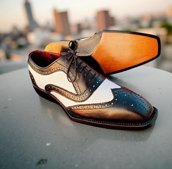 Classic Two-Tone Oxford Shoes Gorgeous Two Tone Oxford Wingtip - Carrucci Shoes main image 4