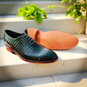 Luxury Green Crocodile Embossed Wholecut Oxford Shoes | Handmade Leather Sole Formal Shoes for Men | Elegant Wedding Dress Shoes