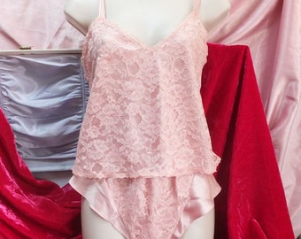 Vintage 1980s Victoria's Secret Pink Lace Pajama Set,  Camisole & Brief 2 pc Pajamas, Valentine's Day Lingerie, Size M, Gold Label