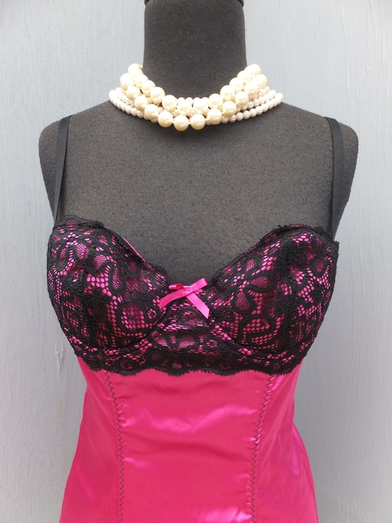 Vintage FREDERICKS of Hollywood Pink and Black La… - image 2