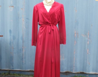 Vintage 80s Olga Dressing Gown or robe in Dark Red, burgundy  w/Puff Shoulder Nylon Size XL Style 98480
