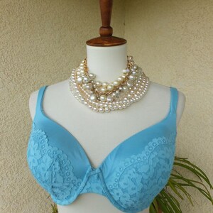 Lovely Turquoise Blue Victoria&#39;s Secret Lace Bra Padded w/Underwire size 34DDD