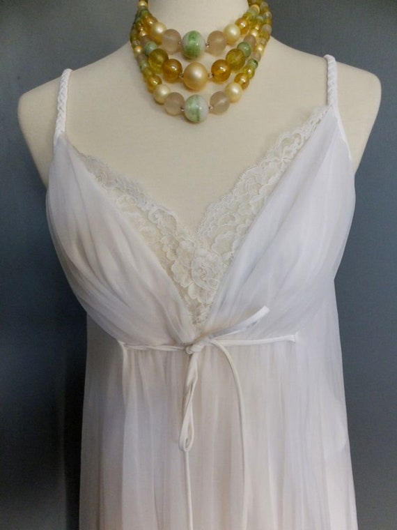 Vintage Nightgown, Neglige, Peignoir Set, Shadowl… - image 5