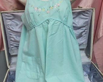 Vintage 1960s/70s  Pretty Light Blue Cotton County Style Nightie or Nightgown, Size Small, 34 Bust