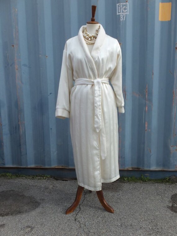 Vintage Amanda Stewart Country off White Cozy Winter Robe Lounge Wear Bath Robe Etsy Ireland