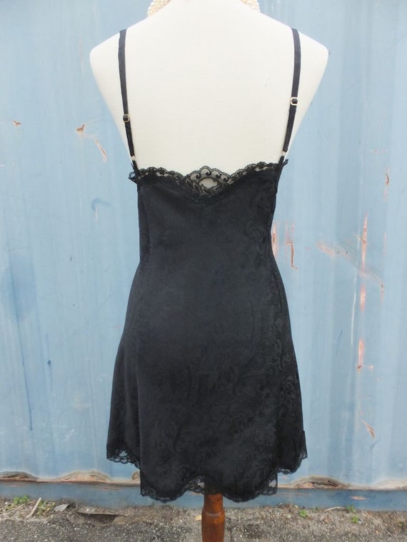 Vintage Black Baby Doll or Short Nightie w/lace t… - image 4