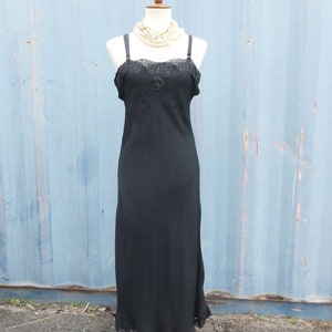 Vintage 1920s/30s Flapper Style Black Silk Slip, Lace Bodice & Hem Medium, 36 Bust