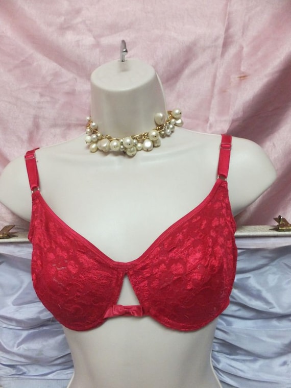 Vintage Bra, Playtex, RED Lace Bra 36C, Sexy Key Hole Bra, Lingerie,  Underwire Foundation Garment 