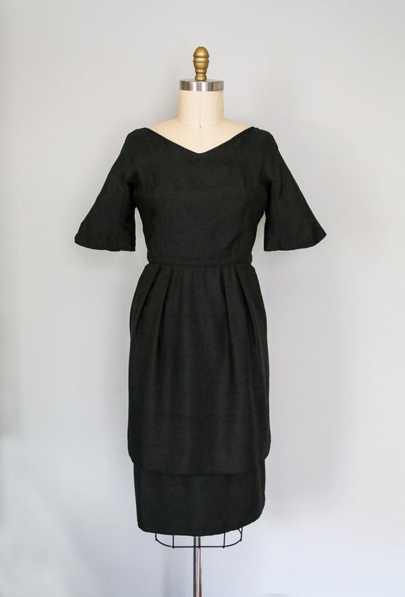 1950s silk blend black dress | vintage fitted wai… - image 2