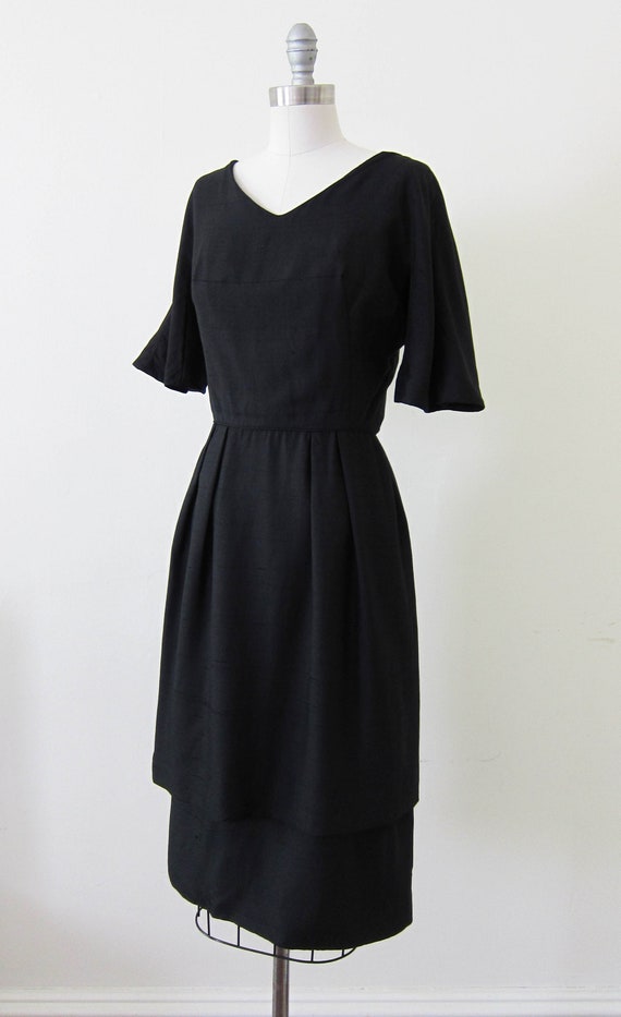 1950s silk blend black dress | vintage fitted wai… - image 10