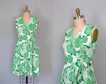 vintage green wrap dress |  1960s tree print | surplice top || extra small | small  | xs | s