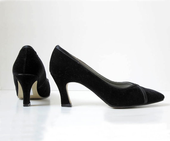 black velvet pumps