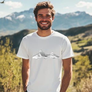 Mountains Line Art Design, T-Shirt Line Art with Mountains, Stylish Mountain T-Shirt for Mountain Lovers, Hiking T-Shirt, Gift for Hikers, Hiking