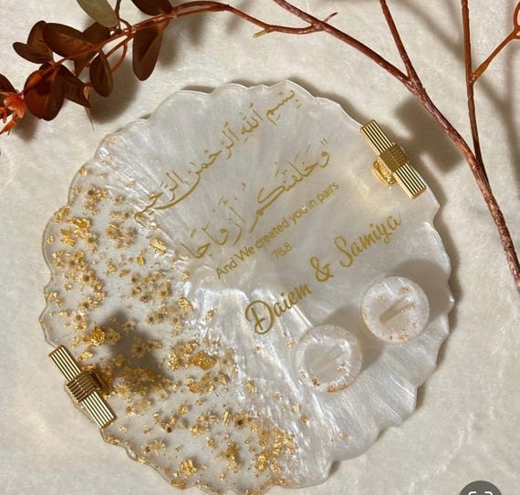 Custom Resin Wedding Ring Plate: White, Gold Flakes, Floral