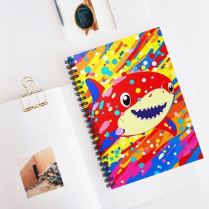 Cuaderno espiral de tiburón colorido: diario divertido y lúdico para niños, útiles escolares, regalos, escritura creativa y cumpleaños.