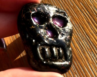 Black Sugar Skull Brooch, Black Skull Pin, Day of the Dead Face, Halloween Jewelry, Goth Skeleton Pin, Painted Sugar Skull Jewelry,Fun Skull