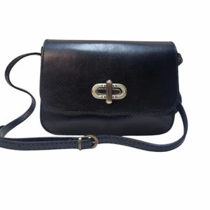 Black Leather Crossbody Bag Genuine Leather Purse Handmade Shoulder Bag Minimalist Everyday Bag Vintage Style Handbag Gifts for Her