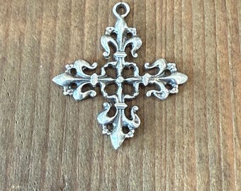 Antiquities Silver Fleur de Lis Cross Pendant by the piece