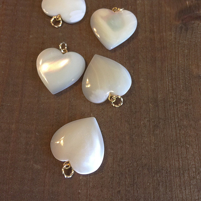HEART HOOP GOLD MOTHER OF PEARL - M main image 0