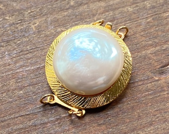 Vintage Richelieu Clasp with Handmade Baroque Pearl Cabochon