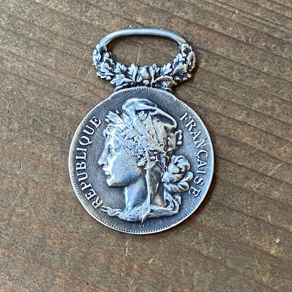 French Medallion with Laurel Wreath Bail - Aged Sterling Finish