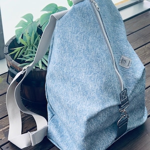 Sew your own handy and cute backpack. Sy din egen anvendelige ryggsekk.