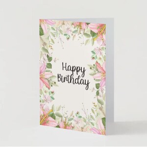 Gelukkige verjaardagskaart met bloemenrand. Kan blanco of gepersonaliseerd worden