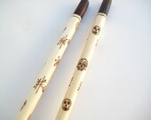 Skulls bamboo chopsticks, Halloween Wedding, Unique GIFT idea, Sugar skulls, Personalizable, Father 39 s day, pyrography, SUSHI serving,