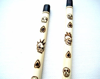 Skulls personalized engraved chopsticks, Unique gift for men and women, Pyrography wood burning, Asian dining utensils, Sushi dinnerware.