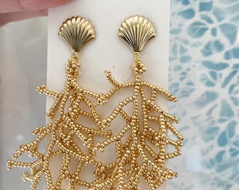 Cascading coral in gold