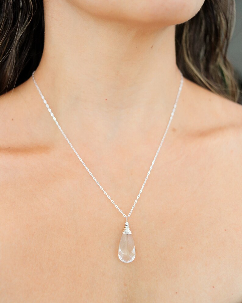 Clear Teardrop Crystal Bridesmaid Necklace for Wedding Day Gift. Wire Wrapped Transparent Drop Pendant for Bride on Sterling Silver Chain