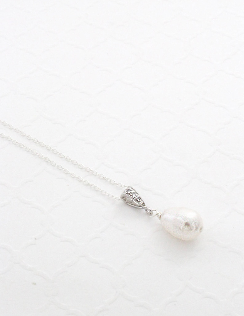 Swarovski Pearl Bridal Necklace on Sterling Silver, Teardrop Wedding Jewelry Necklace Gold / Silver, Bride Pendant Necklace Classic Delicate image 2