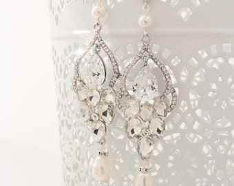 Long Bridal Chandelier Earrings Chandelier Wedding Earrings Crystal and Pearl Earrings Vintage Style Jewelry Crystal Statement Gold Earrings