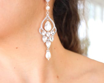 Long Bridal Chandelier Earrings Chandelier Wedding Earrings Crystal and Pearl Earrings Vintage Style Jewelry Crystal Statement Gold Earrings