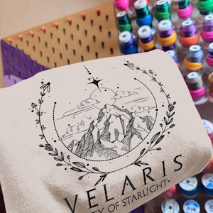 Ciudad de la Luz de las Estrellas, Sudadera Bordada, La Corte Nocturna, Una Corte de Rosas y Espinas, Sudadera ACOTAR Velaris, Sarah J Maas Bookish