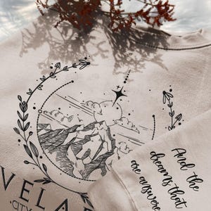 Velaris embroidered sweatshirt,Velaris City Of Starlight Embroidered Shirt,The Night Court Shirt, City of Starlight Orders arrive after Xmas
