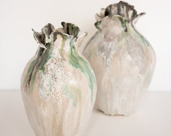 Yeonhwa Vases Green and Bronze lotus flower