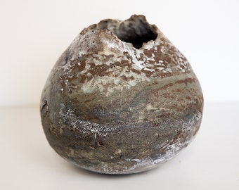 Dark Black, terrain  moon vase, multi layer wabi sabi hand made II