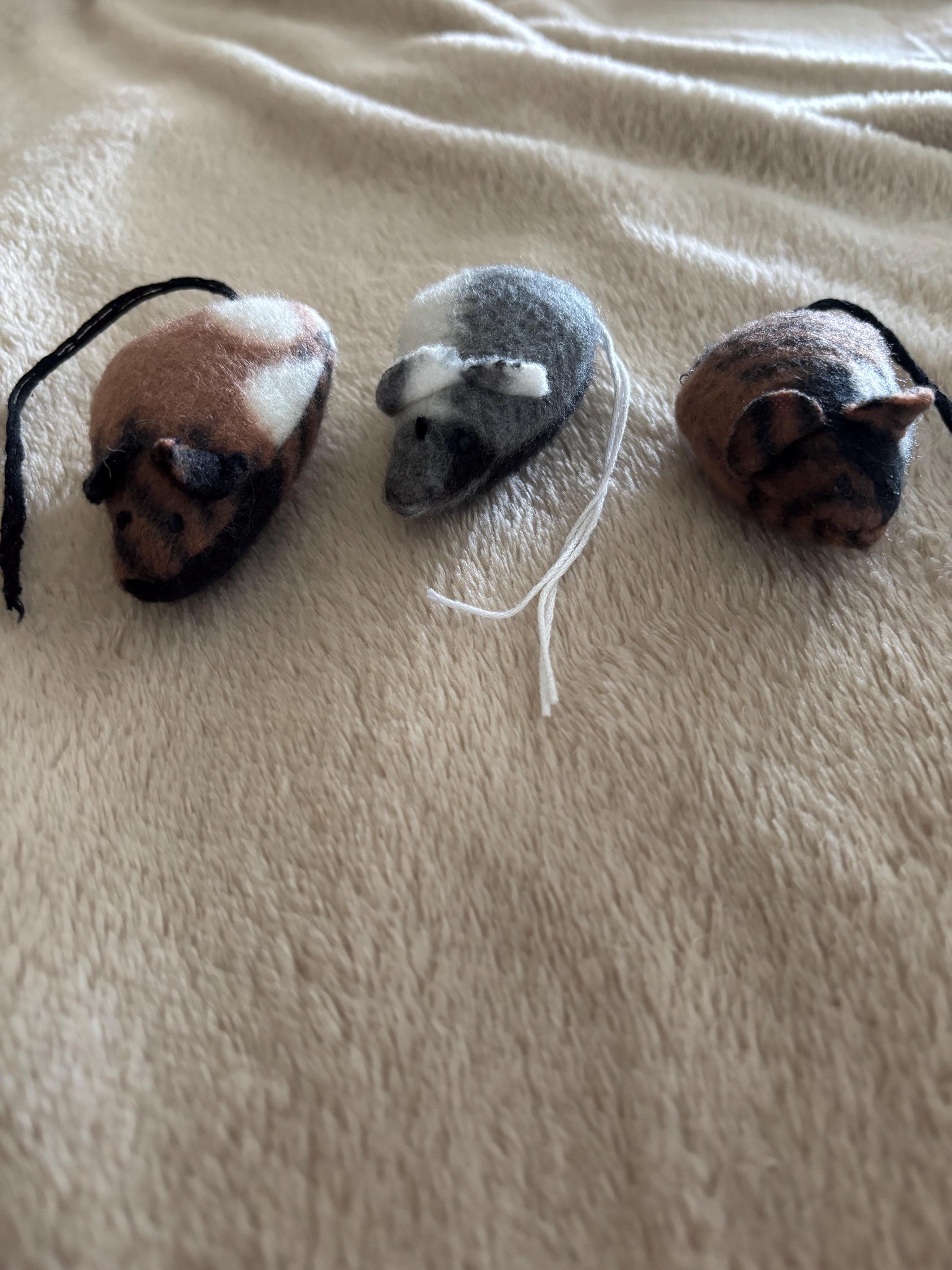 Handmade Cat Mouse Toys (2 For 5 Dollars)