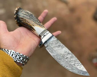 Custom handgemaakte damascus gewei hertenhoorn kroon handvat jachtmes met tas, kerstcadeau