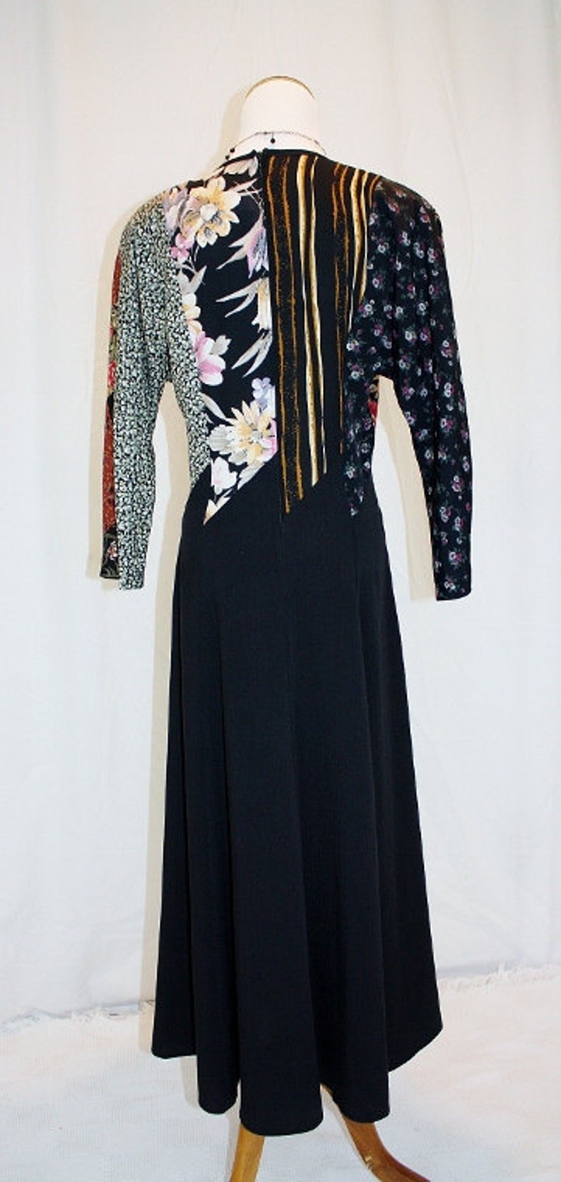 1990/'s Hipster Dress Black Floral Scoop Neckline Patchwork Vintage Retro Size 6 Small Princess SEams Rayon