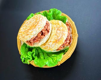 Décoration réaliste pour réfrigérateur - Faux aimant pour sandwich - Accessoire de cuisine fait main - Idée cadeau pour gourmets - - 腊汁肉夹馍/粉蒸肉夹馍